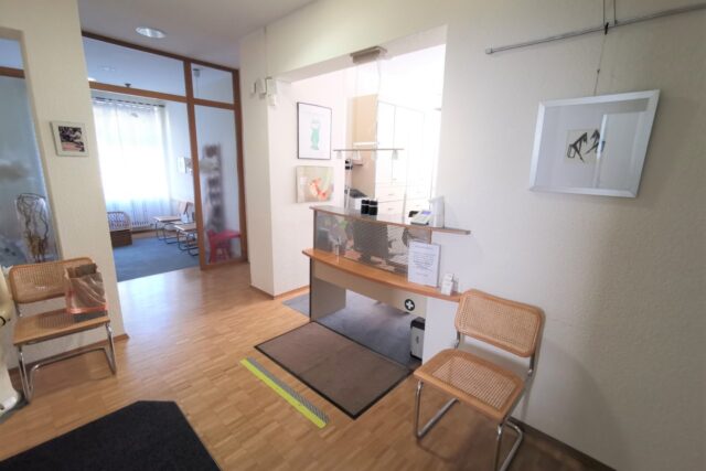 Darmstadt Zentrum – sehr umsatzstarke 3-4 Stuhl Praxis