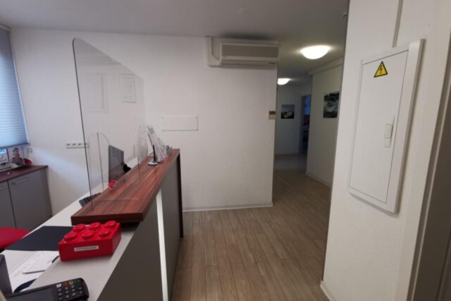 Südlich Stuttgart: gewinnstarke, oralchirurgische Überweiserpraxis