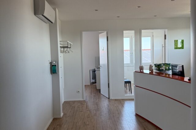 Landkreis Reutlingen: hochwertig ausgestattete 3-4 Stuhl Praxis